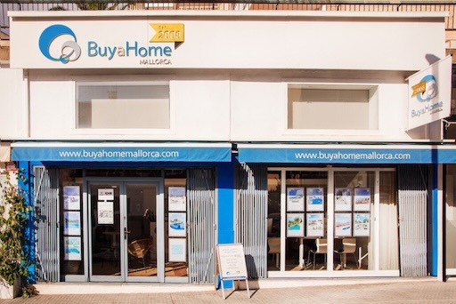 Fachada de la oficina de Buy a Home Mallorca en San Agustín